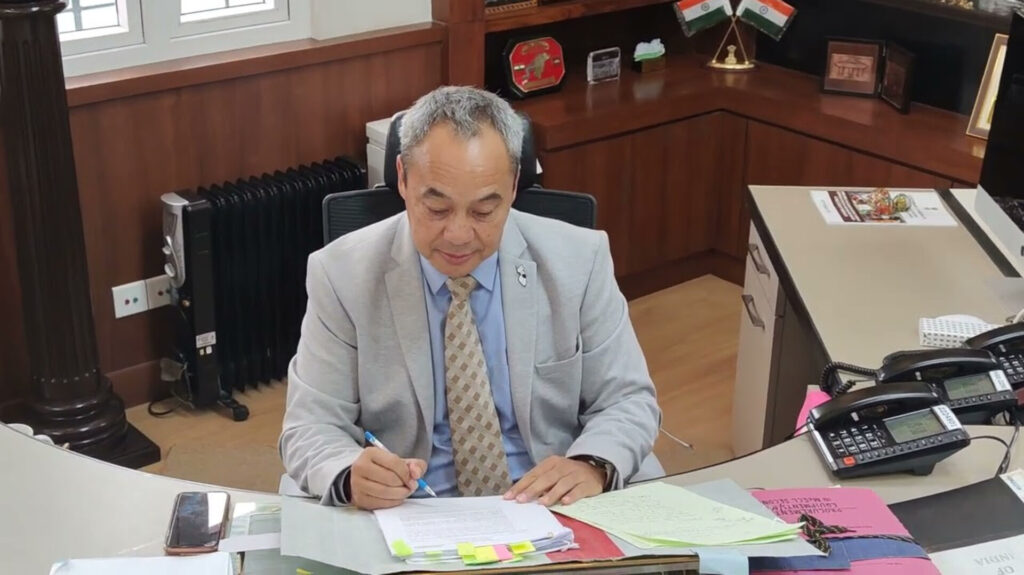 Pan jingkheiñ u Chief Secretary halor ka jingpyntreikam ïa ki skhim Sorkar ha rilum Garo