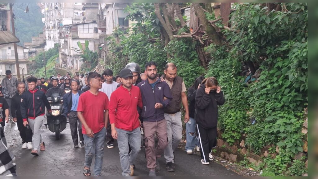 Patrong ki paidbah ïa uba thok pynïoh kam shipai ha ARC, shah kyrdem u Pulit