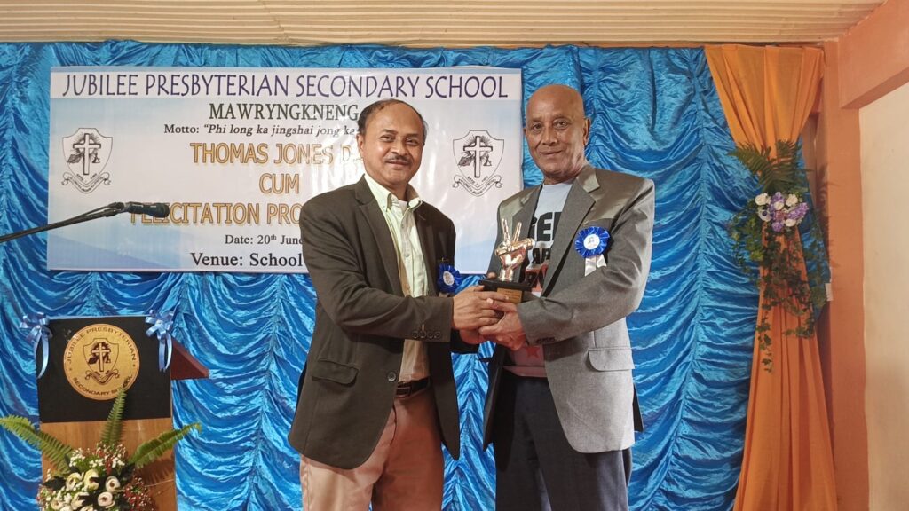 Kynmaw tympang ka Jubilee Secondary School ïa u Kpa ki Alphabet Khasi