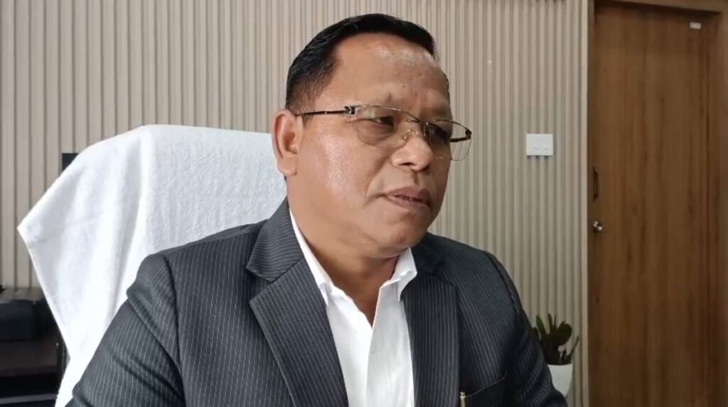 U Purno Sangma u la ai shibun ki jinghikai ïa nga, ong Marcuise bad ïaroh ïa u Conrad