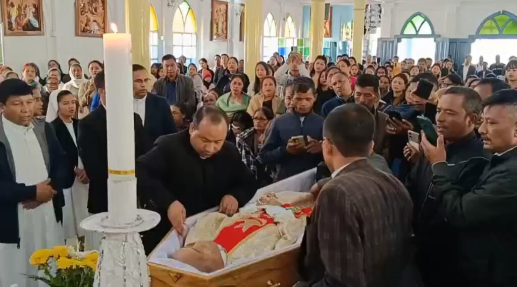 Khladnoh u Rev. Fr. Hilarius Lamare, u Vicar General barim ka Jylla Niam Shillong