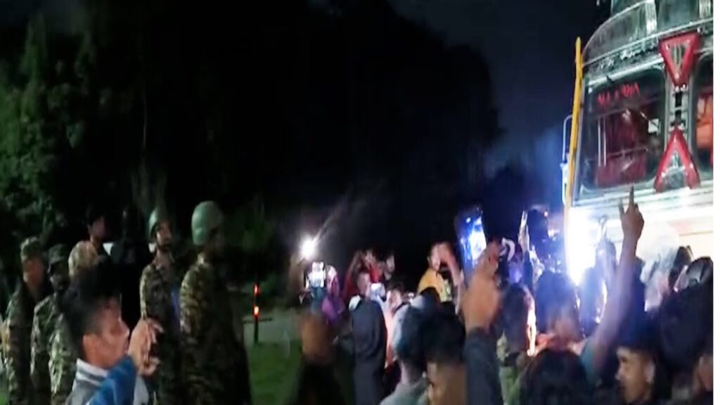 Khang ka DM ban ïalum paidbah ha Mawryngkneng, pynjari Section 163 BNSS