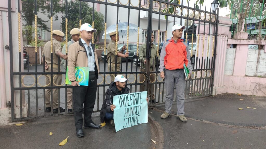 Activists Stage Protest Outside Secretariat, Launch Indefinite Hunger Strike Over Lumpongdeng Island Project