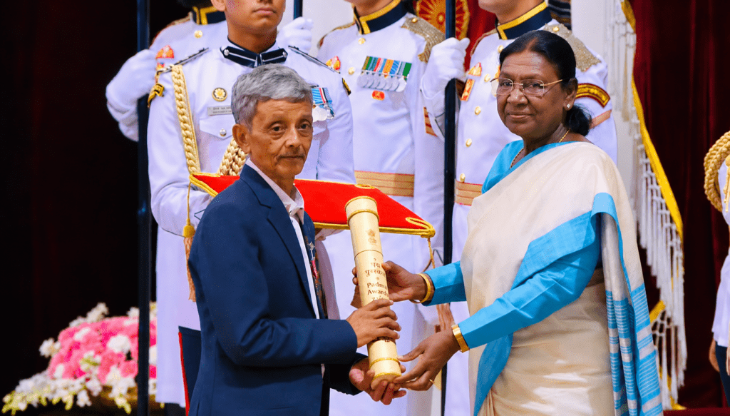 Droupadi Murmu Presents Padma Shri to Meghalaya Environmentalist Hally War