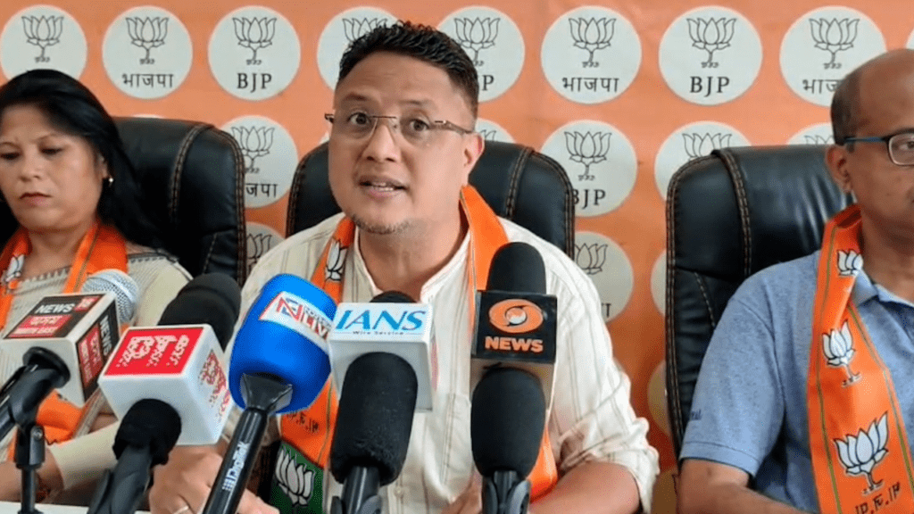 BJP challenges Rahul Gandhi to face Amit Shah’s answers in Parliament