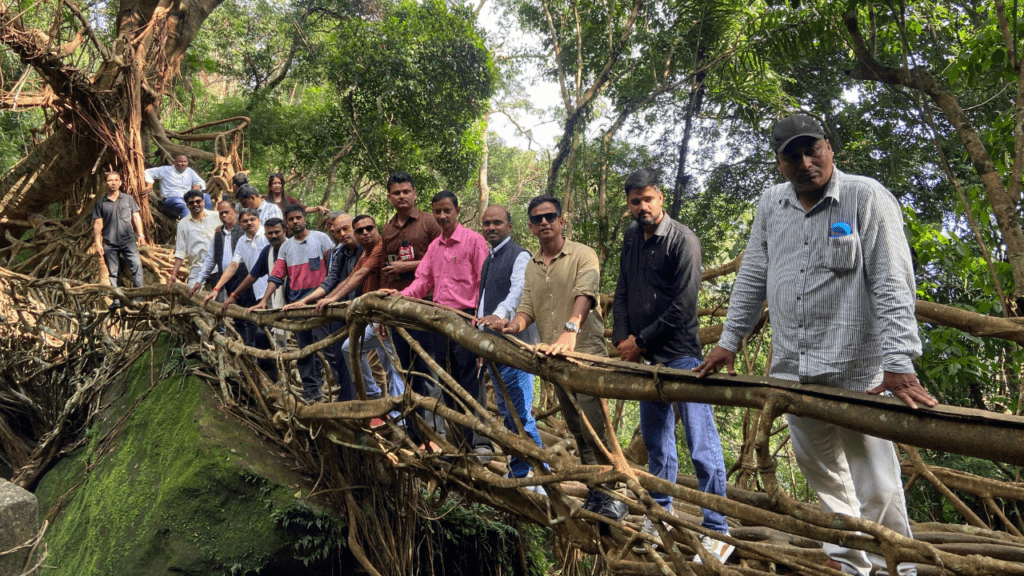 UP Journalists Explore Meghalaya’s Living Root Bridge Tradition at Siej