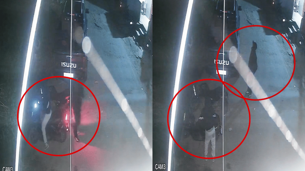 Two Suspects Caught on CCTV Allegedly Stealing Scooter in Madanrting