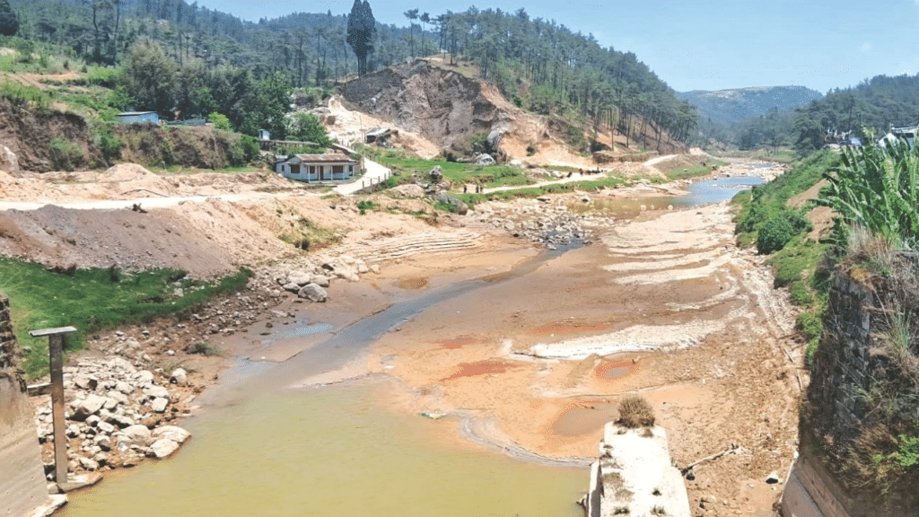 EKH District Magistrate Bans Illegal Sand Mining and Washing Along Umiew River